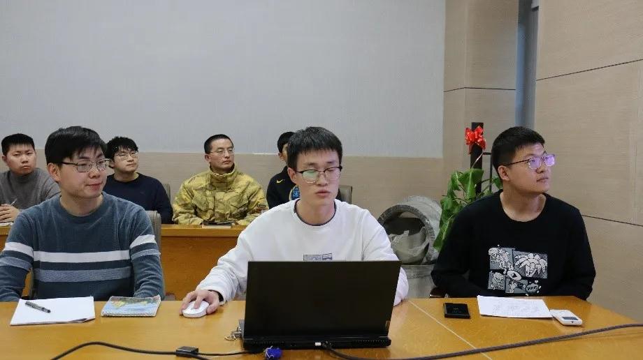 职业生涯主题班会2.jpg