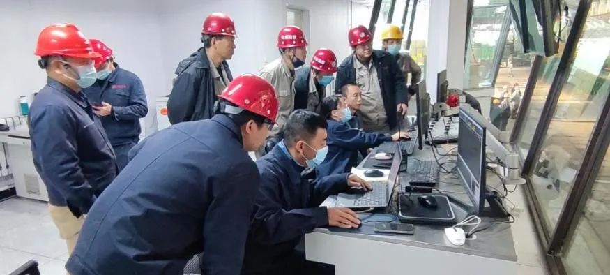 凌源钢铁股份有限公司中宽带大修改造三电系统全线热负荷试车成功2.jpg