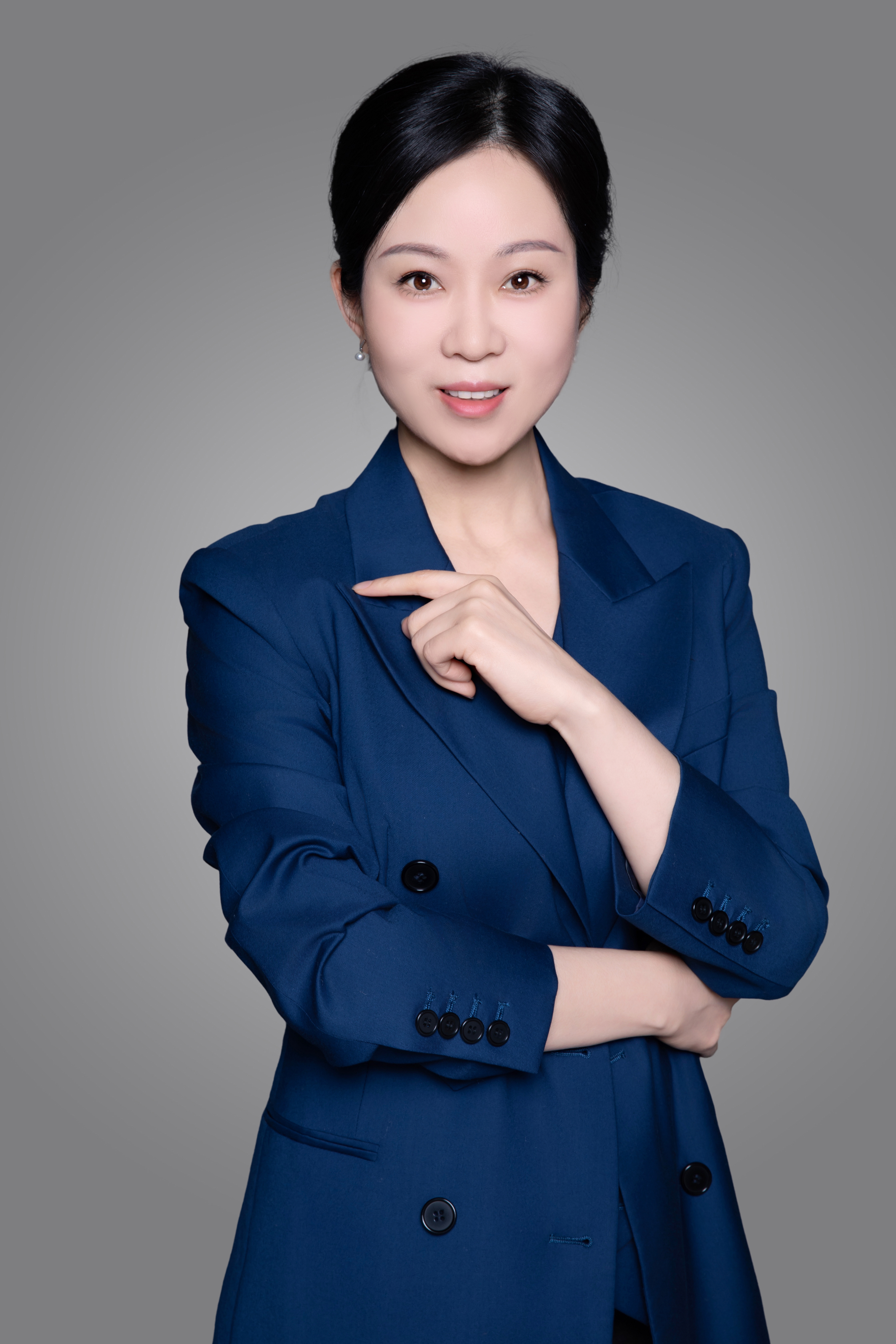 路新教授1.jpg