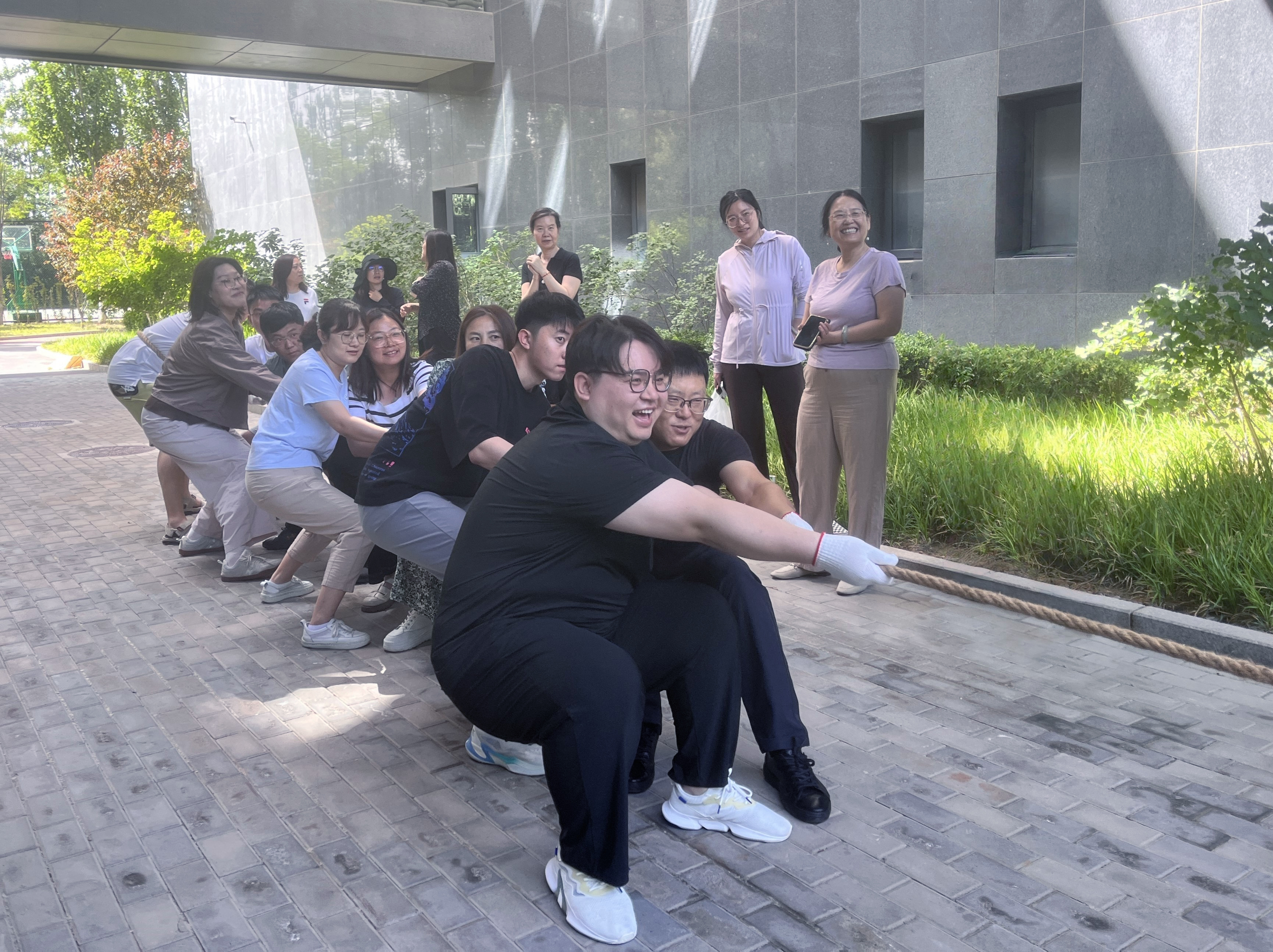 教职工.jpg