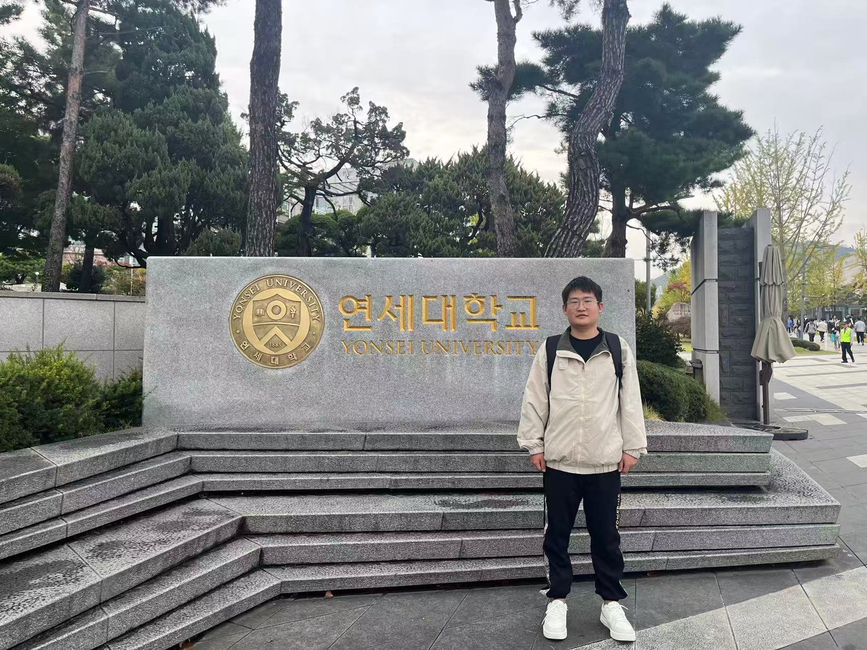 李2.jpg